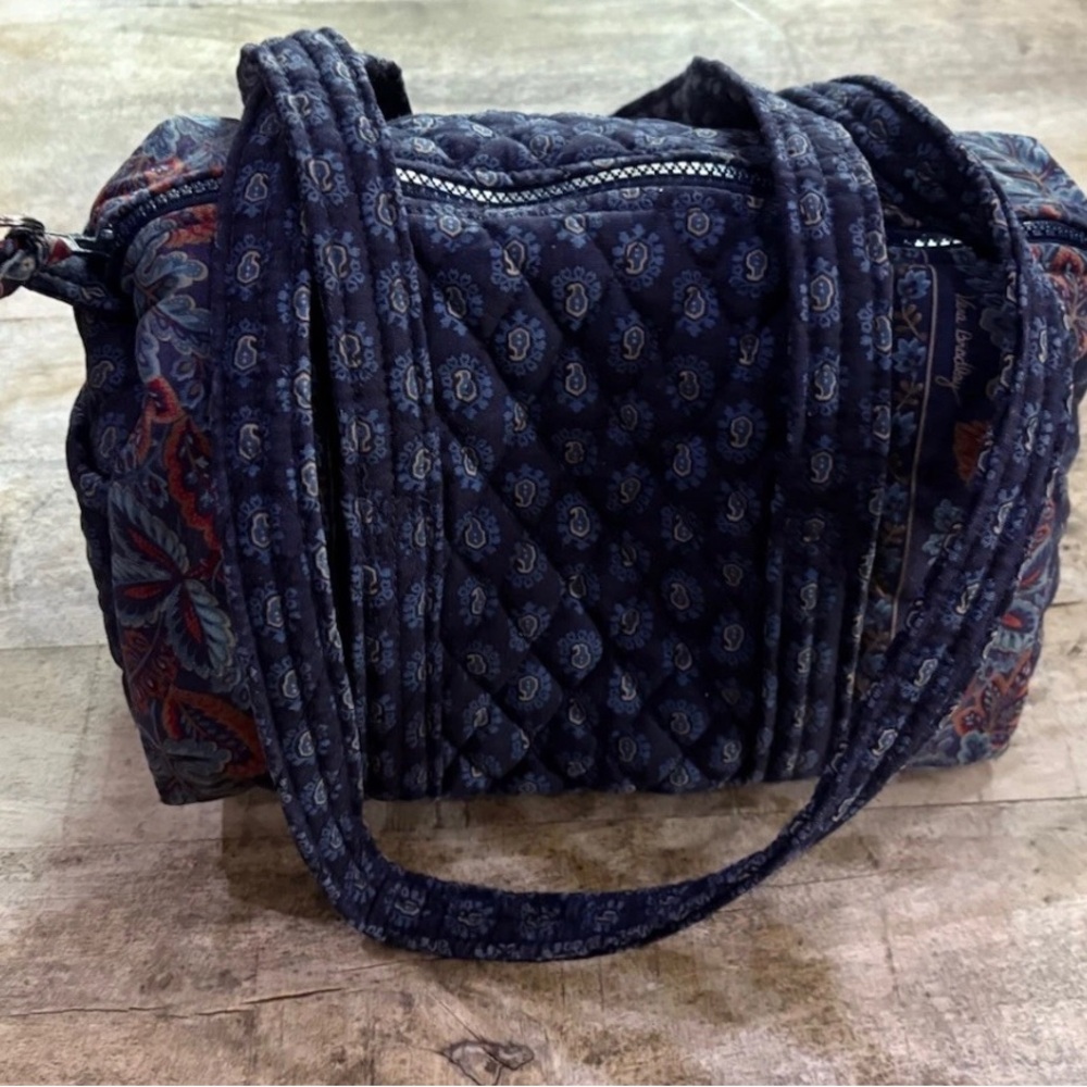 VERA BRADLEY Classic Navy BLUE PRINT HAND SHOLDER BAG Quilted Purse